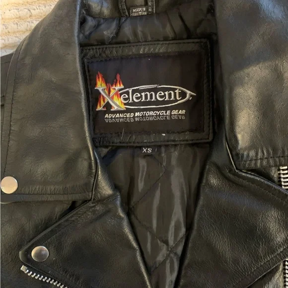 Vintage Women’s Leather Jacket- Advanced Motorcyle Gear - Picture 2 of 11